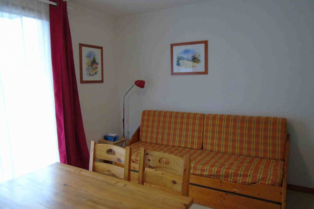 Ganze Wohnung, 2-Zimmer-Chalet für 4 Pers mit Terrasse in Valfréjus in Valfréjus, Modane