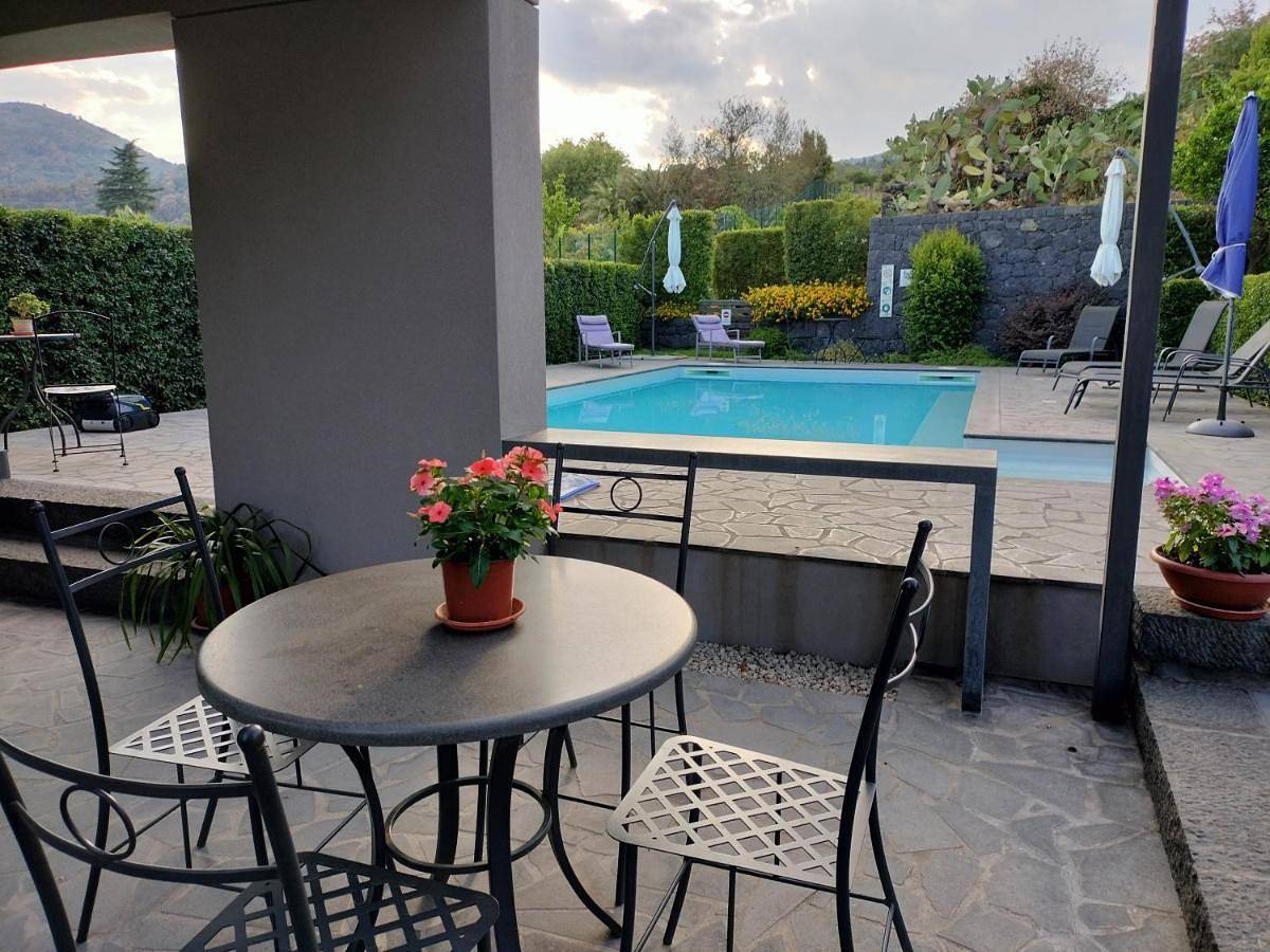 Standard Double Room in Viagrande, Etna