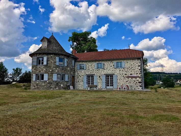 Gîte pour 8 personnes, avec terrasse et jardin, animaux acceptés - 1