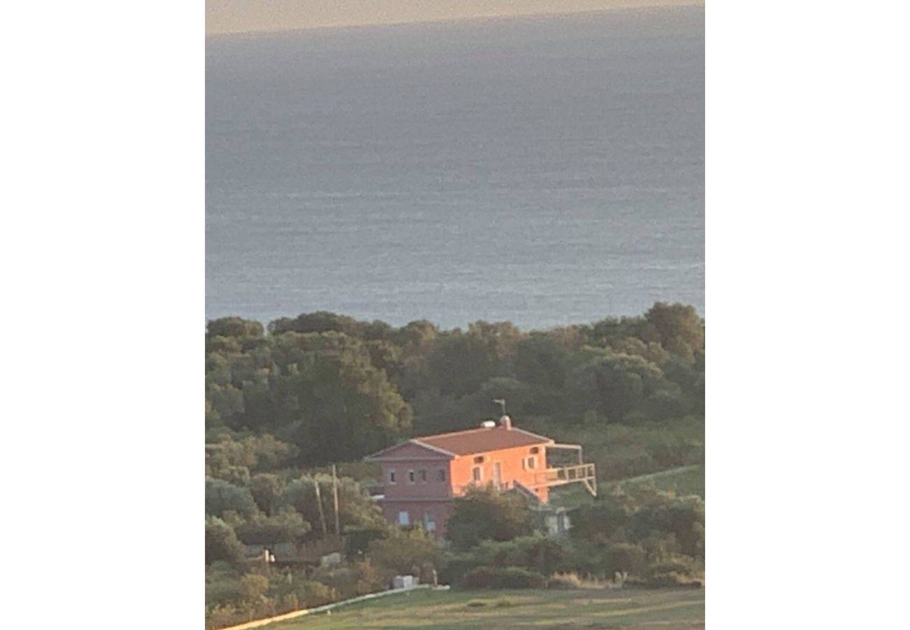 Appartement entier, Appartement "Villa Sorina" avec vue sur la mer, Wi-Fi et climatisation in Céphalonie