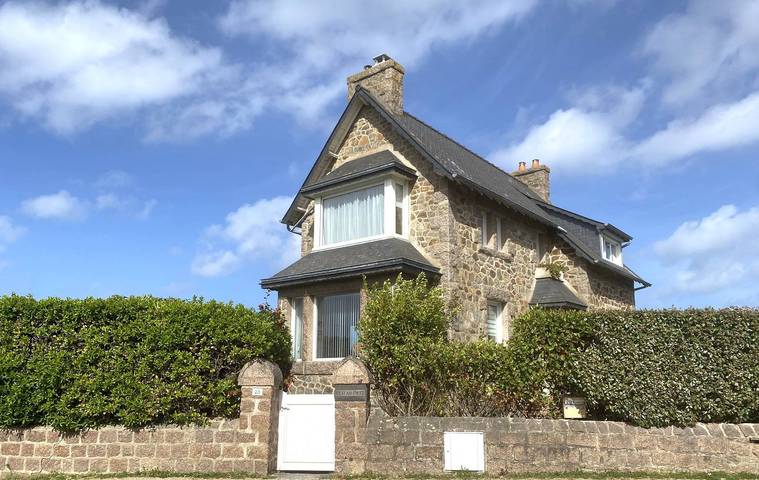 Maison bretonne à 200m de la mer à proximité de l'Ile Renote à Trégastel in Coz-Pors, Trégastel