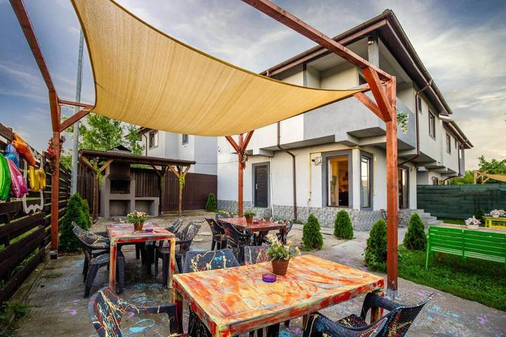 Maison d’hôte pour 20 personnes, avec jardin ainsi que vue sur le lac et vue, animaux acceptés