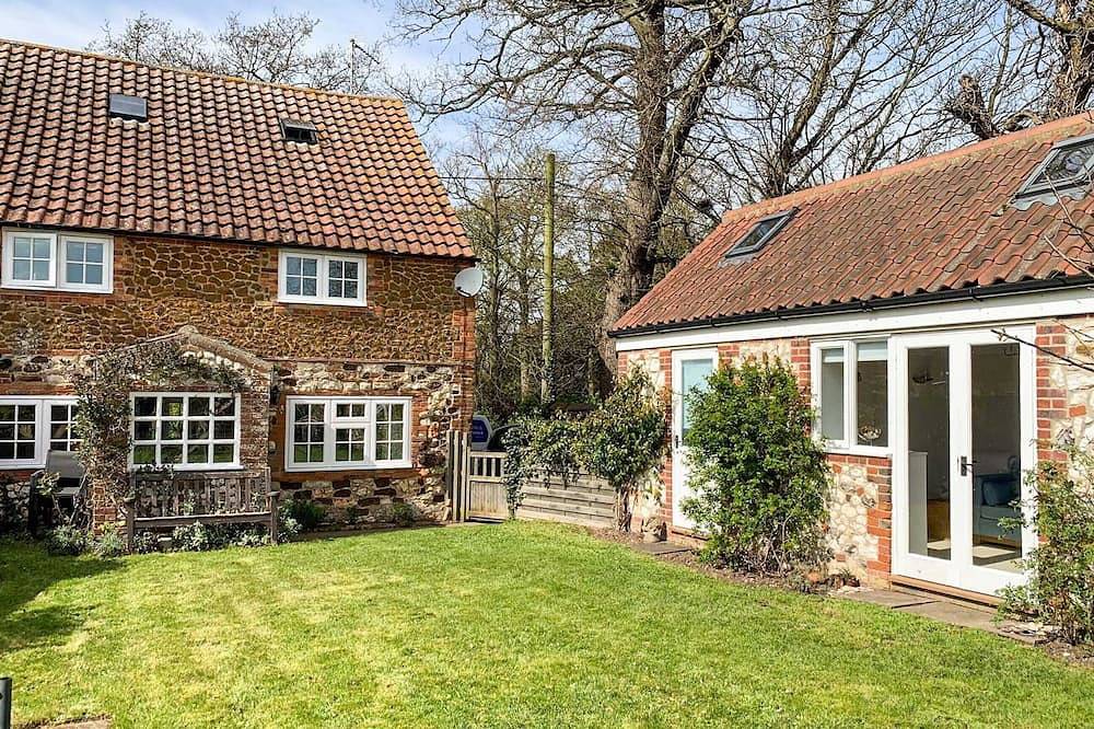 2 bedroom accommodation in Holme-next-the-Sea in Holme-next-the-Sea, Norfolk Coast