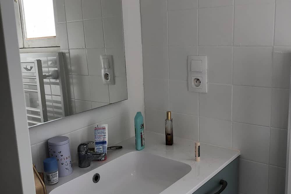 Villa année 1930 près de la plage in Saint-Palais-sur-Mer, Côte de Beauté