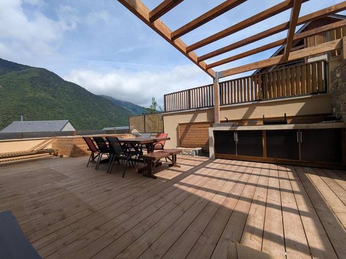 Gîte pour 8 personnes, avec vue et jardin à Guchan - 4