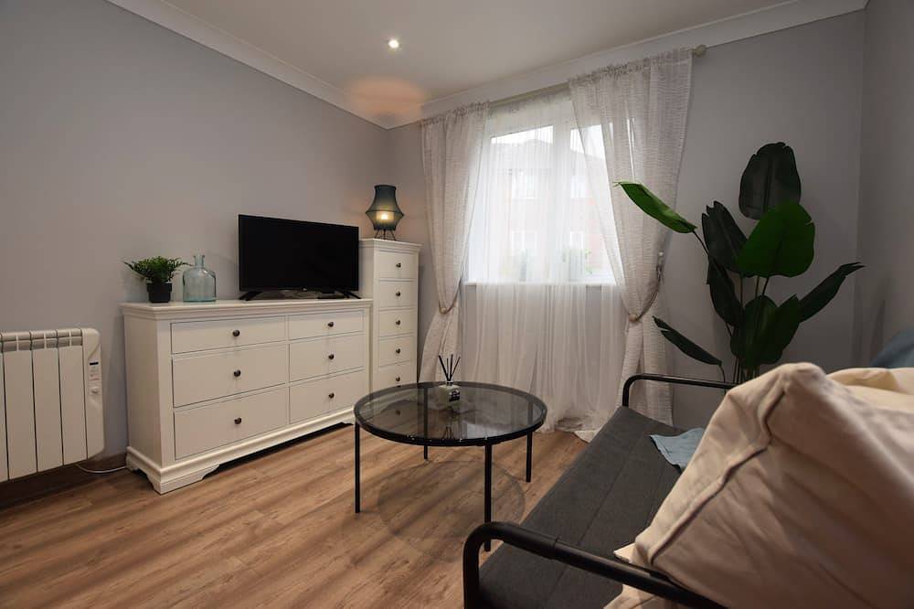 Entire apartment, Modern & cosy apartment close to Town and Train Station in Northampton, Northamptonshire