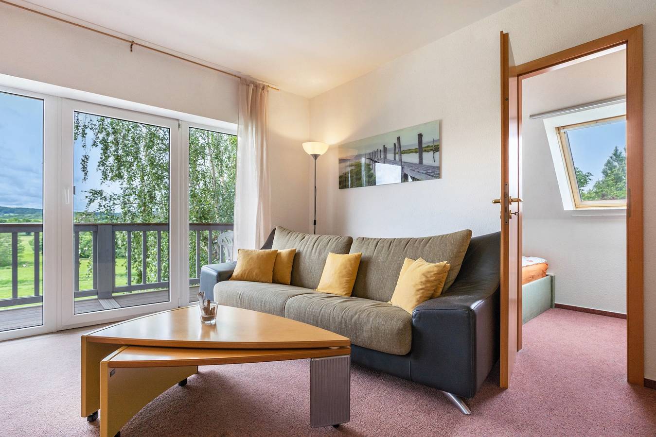 Entire apartment, Holiday Apartment 'Sonnengelb - Fulgenhaus' with Balcony in Wittenbeck, Bad Doberan & Surroundings