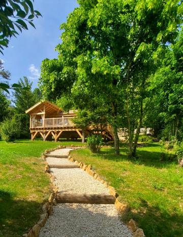 Gîte pour 2 personnes, avec jacuzzi ainsi que jardin et terrasse dans Côte-d'Or