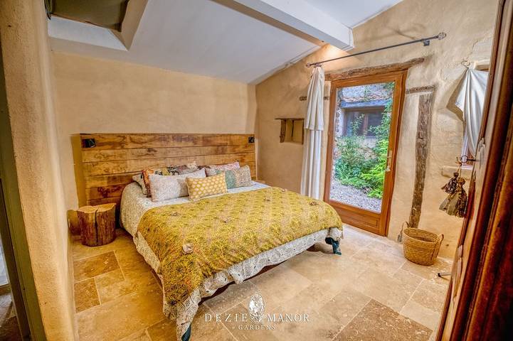 Location de vacances pour 8 personnes, avec terrasse et jardin à Cendrieux - 2