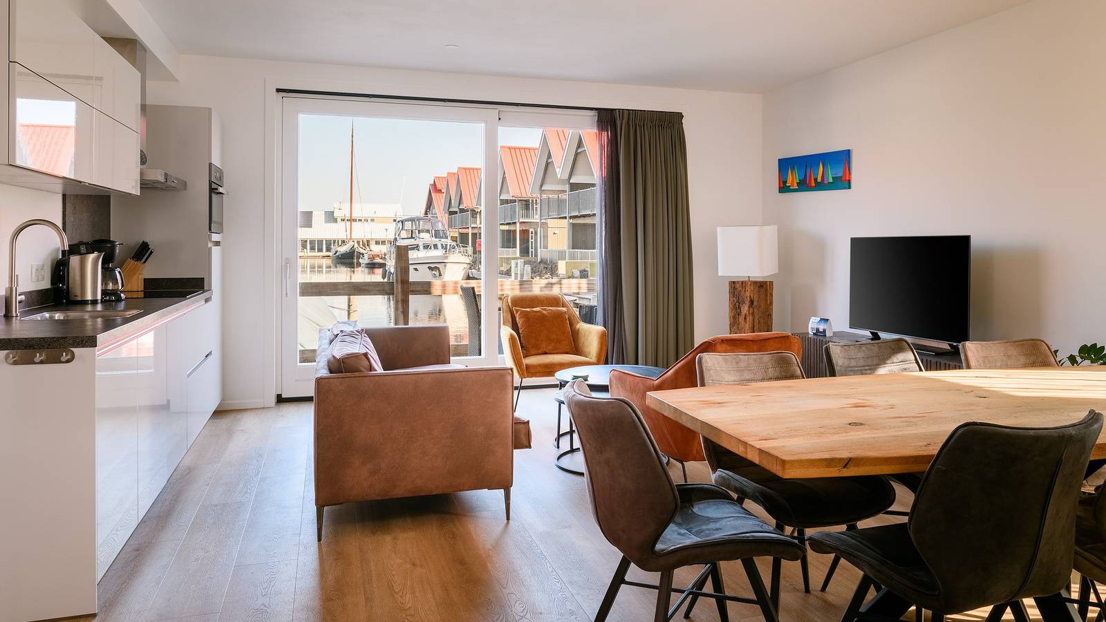 Summio Terherne — Ferienwohnung Havenzicht 4 in Friesland