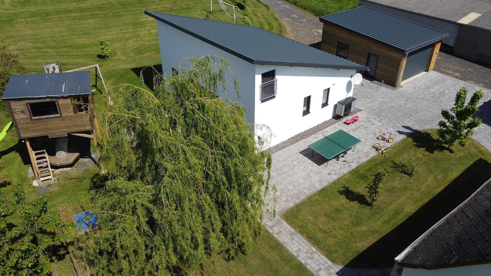 4-Bett-Ferienhaus komplett in Burg Eltz, Naunheim