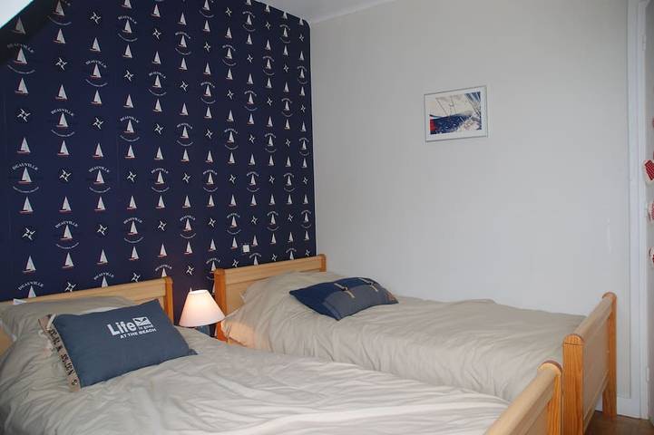 Location de vacances pour 8 personnes, avec terrasse et jardin dans Le Cabellou - 4