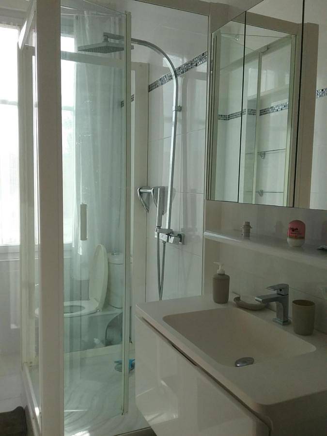 Location de vacances pour 10 personnes, avec jardin à Vernantes - 2