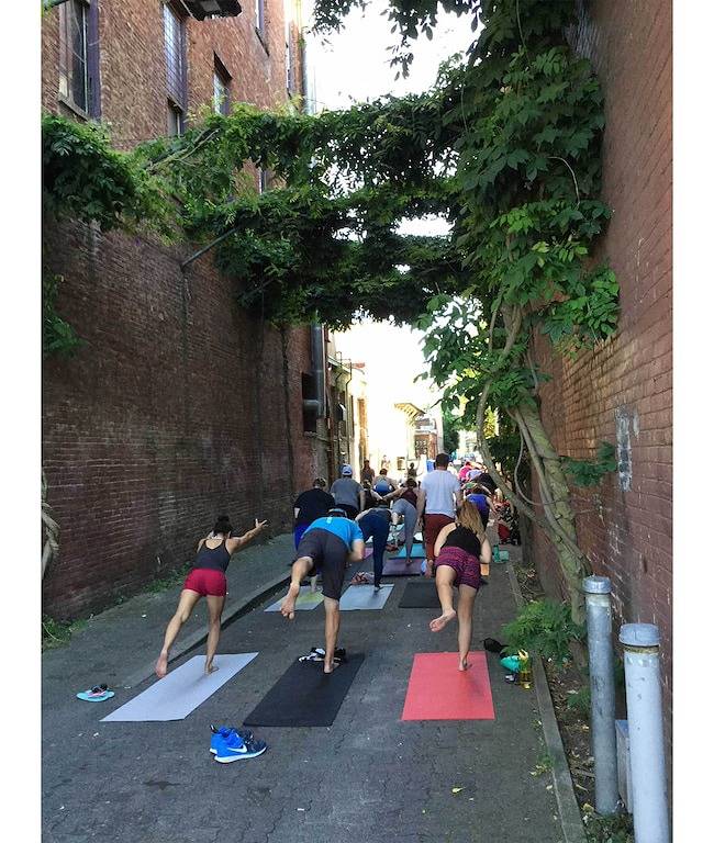 Ganze Wohnung, Erleben Sie den Charme von Living Downtown! Wifi, Essen, Einkaufen, Parks, Wein! in Salem (OR), Willamette Valley