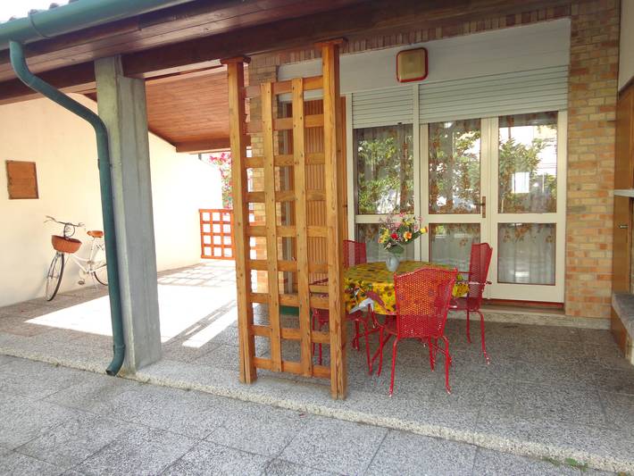 Villa für 6 Personen, mit Garten