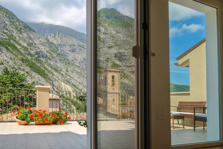 Gîte pour 2 personnes, avec vue et terrasse dans Abruzzes - 4