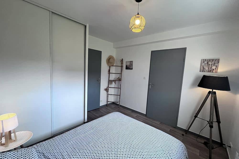 Entire apartment, Beautiful apartment close to the sea in Plestin-les-Grèves, Ceinture Dorée