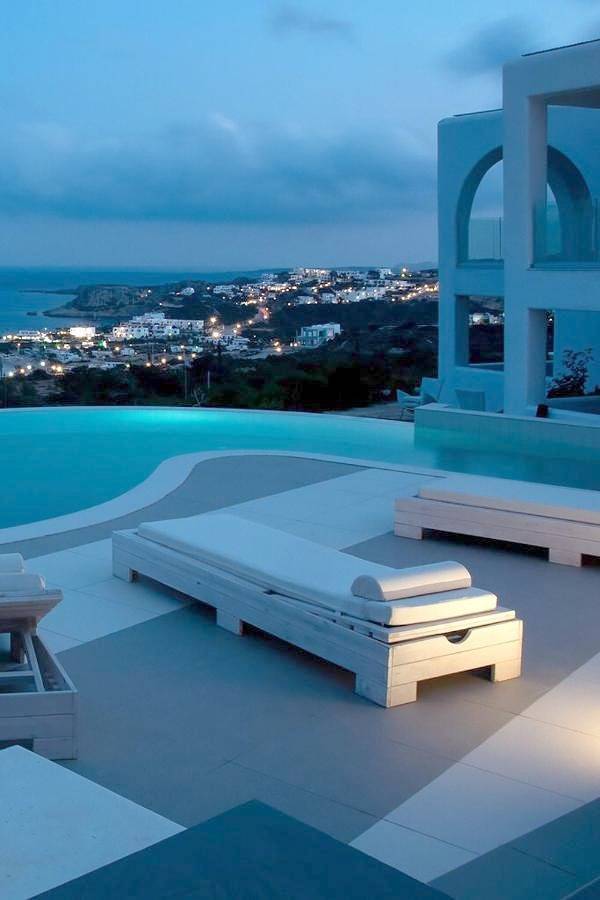 Villa voor 7 personen, with uitzicht and tuin as well as zwembad op Karpathos