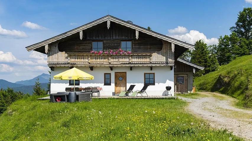 Hütte für 8 Personen, mit Balkon in Kössen