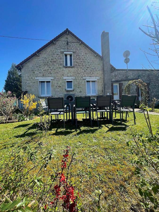 Location de vacances pour 10 personnes, avec jardin, animaux acceptés à Coucy-le-Château-Auffrique - 2