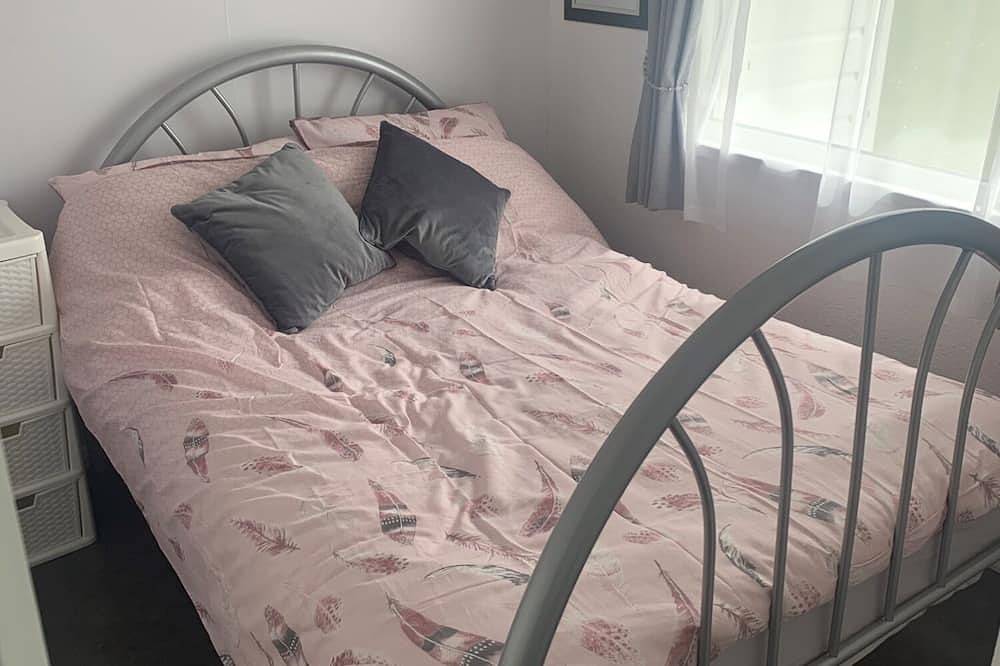 Perfect Chalet for a small family stay close to Norfolk Beach, Hemsby in Hemsby, Great Yarmouth