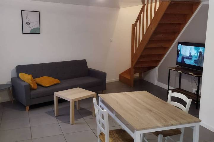 Gîte pour 6 personnes, avec Balcon dans Hébuterne