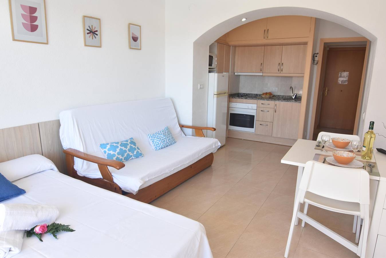 Estudio entero, Descubra la comodidad y tranquilidad de este acogedor estudio en Roses! in Santa Margarida, Roses