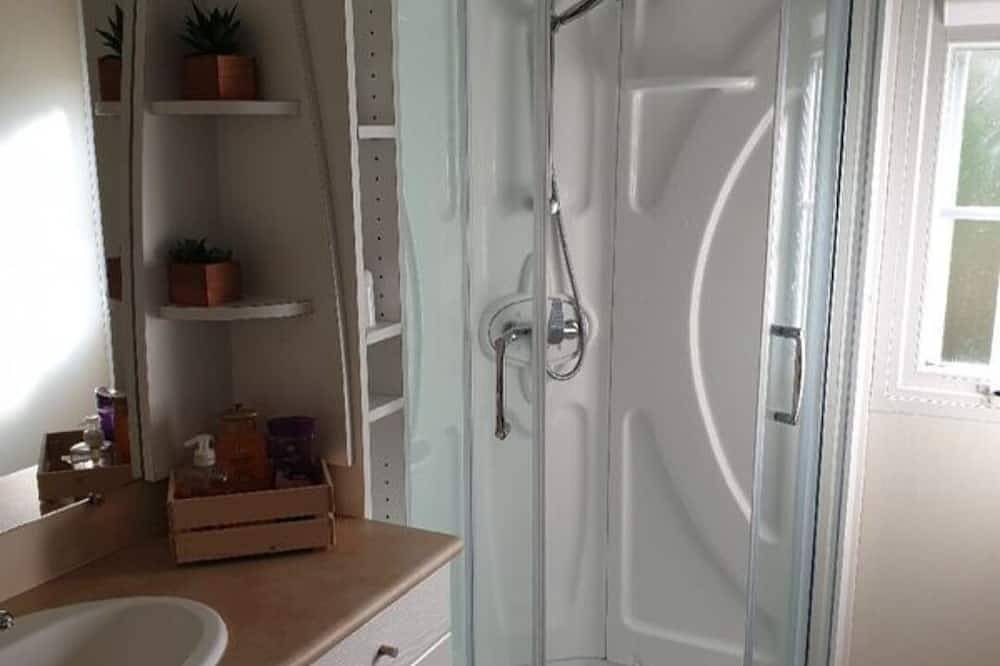 Mobilhome Ty Fregamano, terrain privé, vue mer in Locquirec, Ceinture Dorée