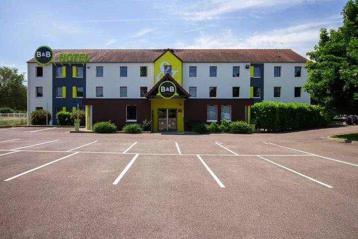Hôtel pour 2 personnes, avec Terrasse à Savigny-lès-Beaune - 2