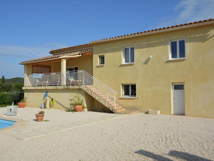Ferienhaus für 6 Personen, mit Terrasse und Garten sowie Pool in Saint-Laurent-de-Carnols