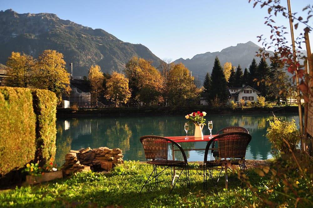 Ganze Wohnung, Geräumige, helle Wohnung mit herrlichem Ausblick.  4 Personen.   Perfekte Wochenende. in Ringgenberg, Thunersee
