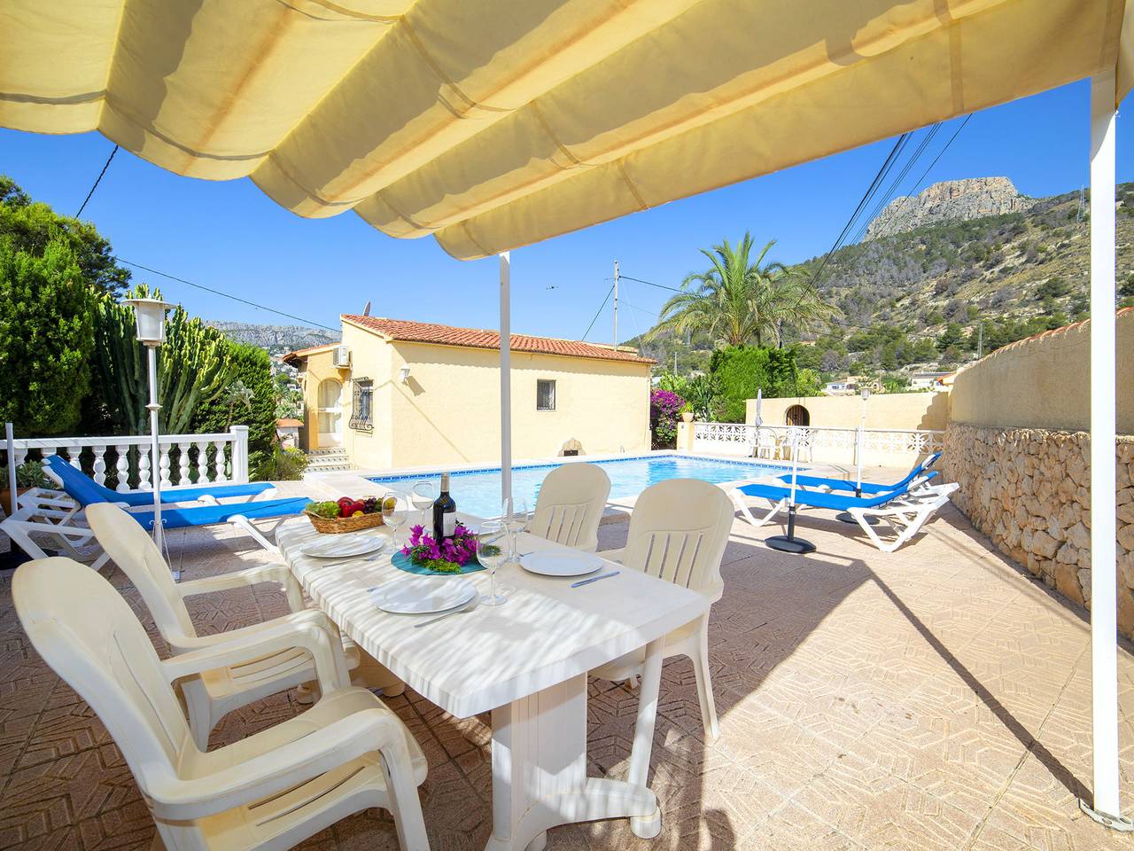 Villa Servinola in Calpe, Costa Blanca