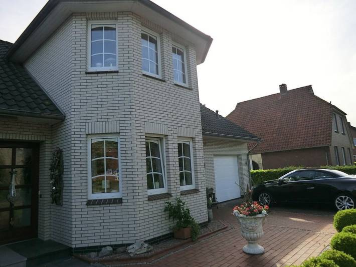 Ferienhaus für 4 Personen, mit Balkon und Garten in Apen