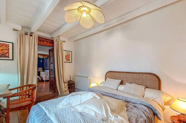 Location de vacances pour 6 personnes, avec terrasse, animaux acceptés à Mouton (homonymie) - 4