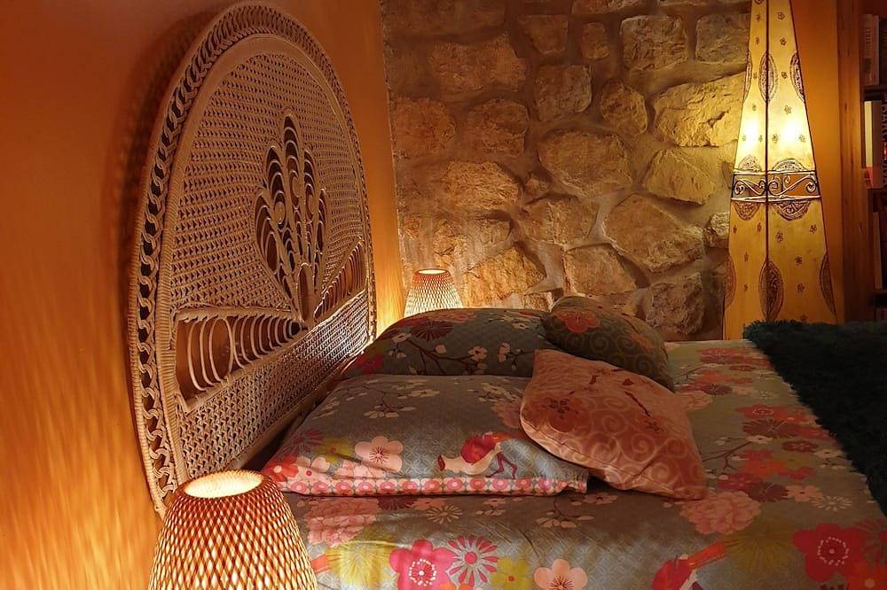 Belle Villa Avec Piscine et jardin de 1000m2 à 2 Pas De La Plage in Six-Fours-les-Plages, Côte méditerranéenne (France)