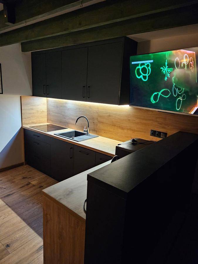 Apartament wakacyjny dla 7 osób w Mieroszów