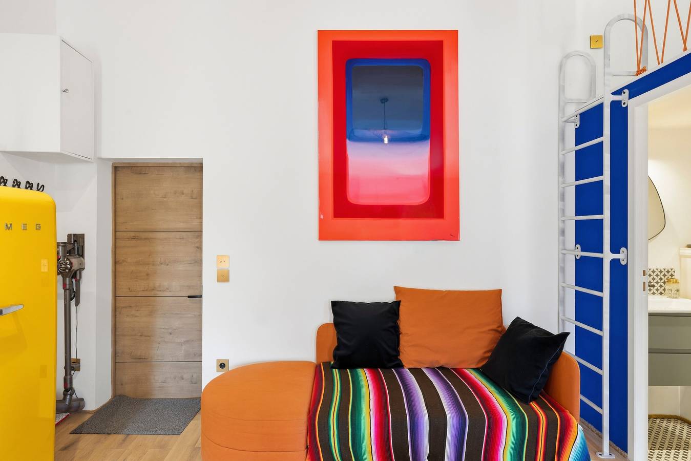 Appartement entier, Pop’appart Bordeaux – Un cocon coloré et lumineux au cœur de la ville in Bordeaux, Région de Bordeaux