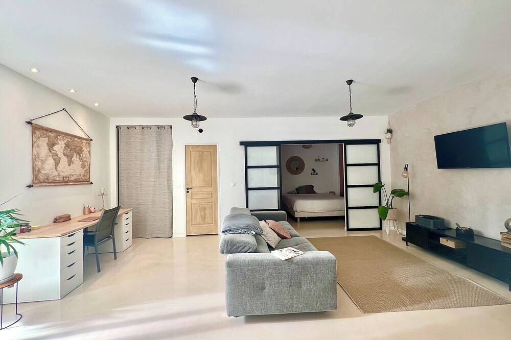 Ganze Wohnung, Apartment close to the sea in Montblanc, Mittelmeerküste (Frankreich)