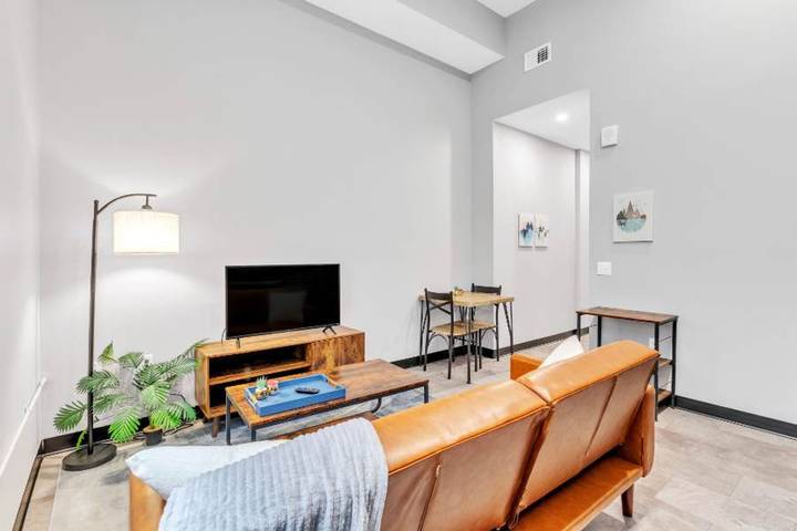 Vacation rental for 2 people, kid friendly in Pittsburgh