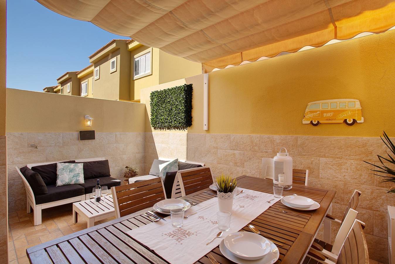 Holiday Home 'Las Velas 37' with Shared Pool and Wi-Fi in Maspalomas, San Bartolomé de Tirajana