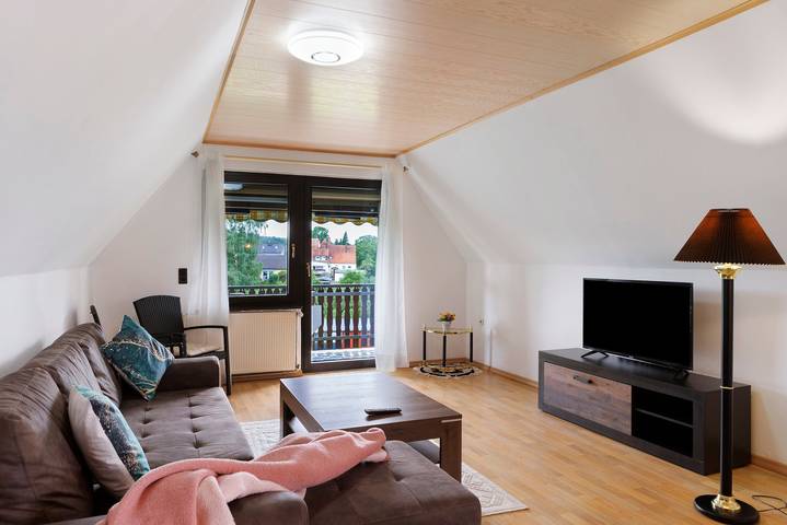 Ferienwohnung für 6 Personen, mit Balkon und Garten
