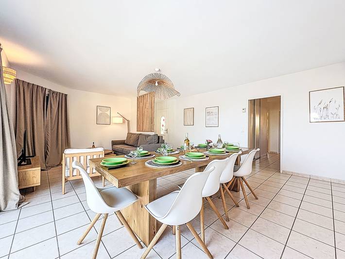 Location de vacances pour 10 personnes, avec terrasse au Le Grau-du-Roi - 3