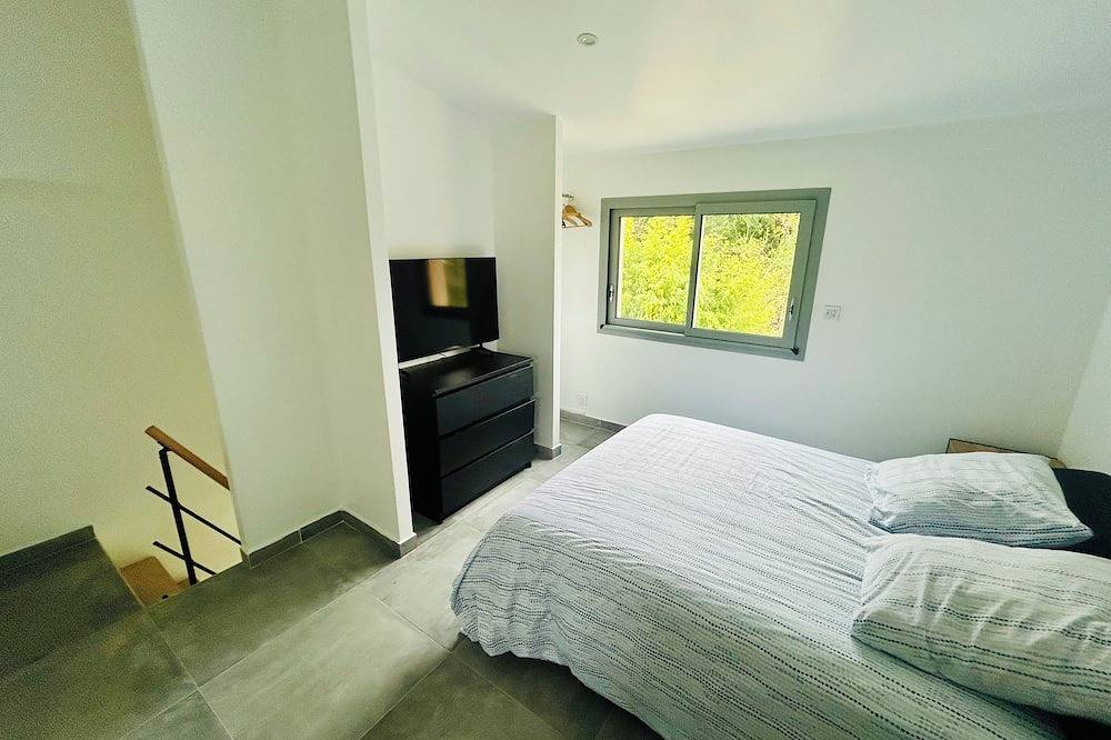 Apartamento entero, Apparently duplex with garden and parking in Fabrègues, Côte d'Améthyste