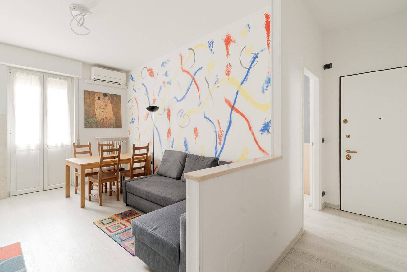 Apartamento entero, Tulipani 3 Mi in Giambellino-Lorenteggio, Milán