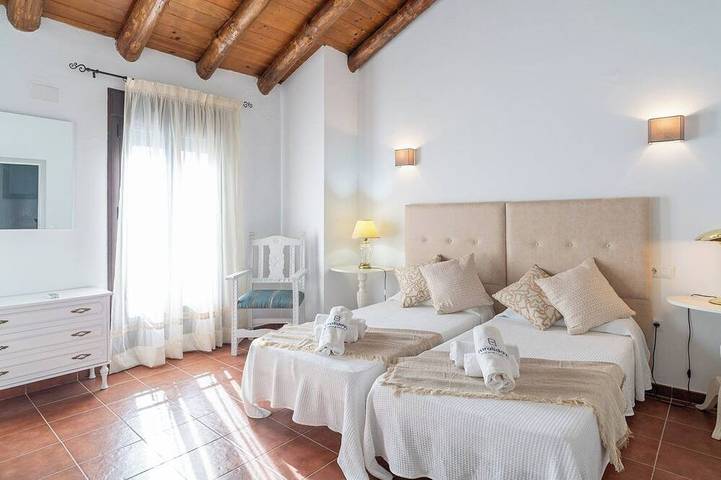 Villa pour 4 personnes, avec balcon et jardin - 1