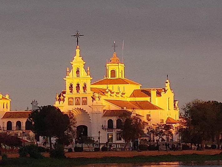 Location de vacances pour 8 personnes, avec terrasse, animaux acceptés à El Rocío - 4