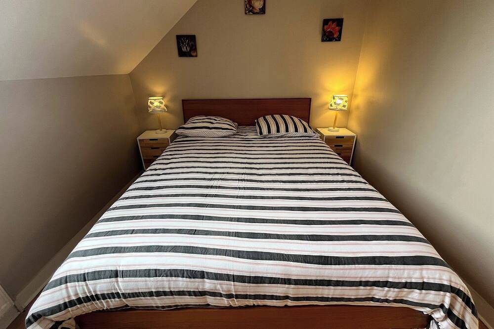 Entire apartment, Apartment in a quiet residence in the heart of Barbizon in Barbizon, Parc naturel régional du Gâtinais français
