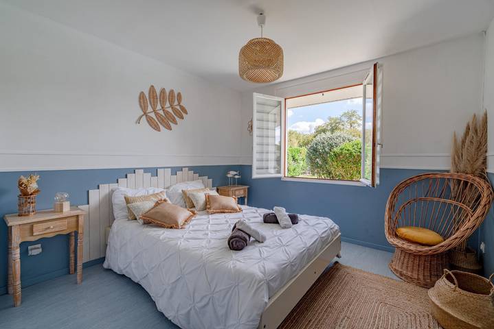 Location de vacances pour 6 personnes, avec jardin et piscine à Parentis-en-Born - 4