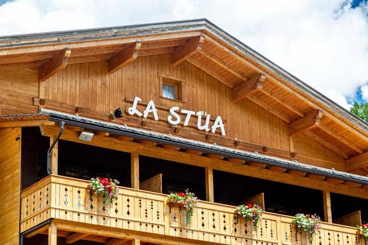 Appartamento per 3 persone, con Balcone e Idromassaggio nonché Terrazza e Sauna a San Cassiano
