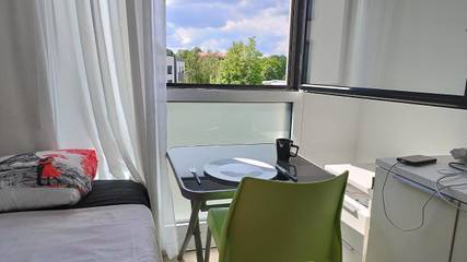 Gîte pour 3 personnes, avec jardin, animaux acceptés à Clichy-sous-Bois